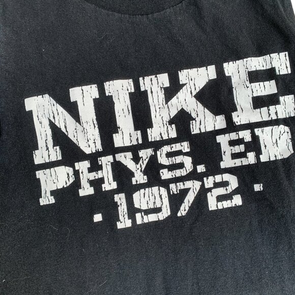 VINTAGE 1972 Nike Phys Ed Sleeveless Shirt XL - Picture 2 of 5